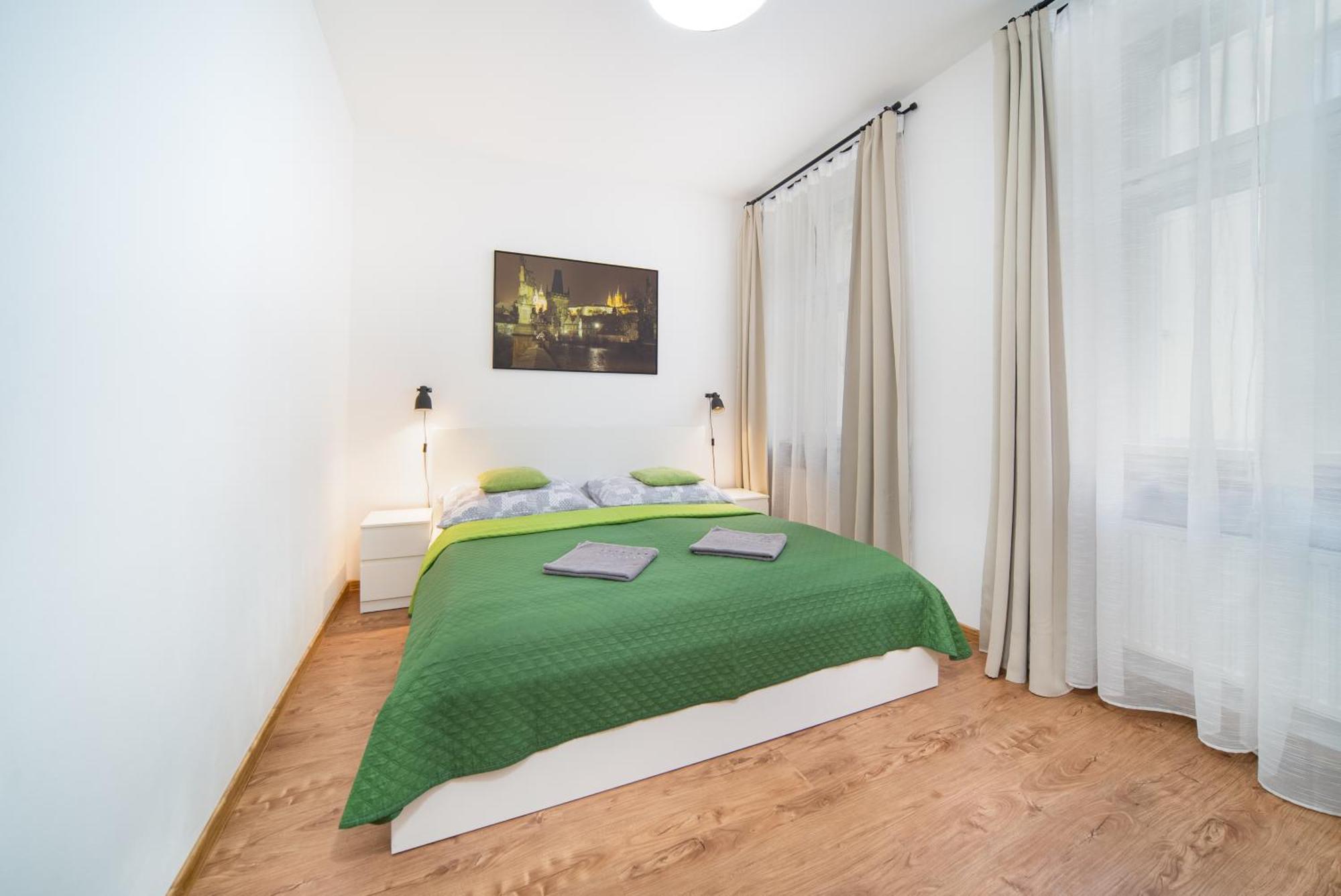 Apartment Near City Centre With Parking Place — Fotky 3